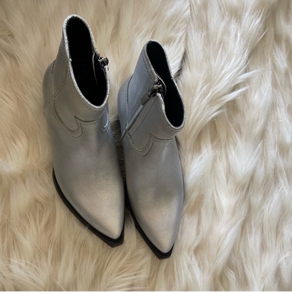 Saint Laurent Silver Ankle Boots - Picture 4 of 8